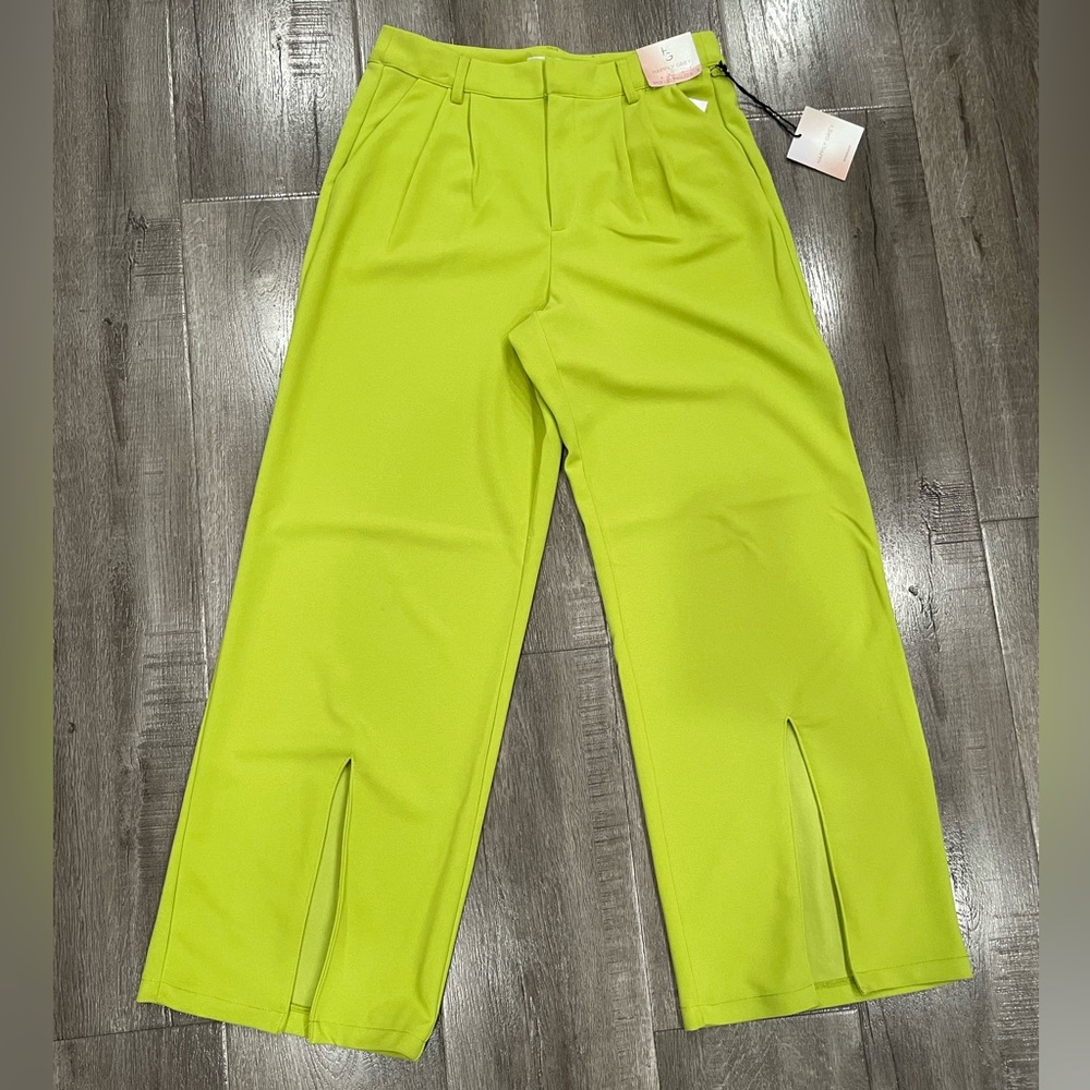 Wide-Leg Split-Hem Pants in Lime Green